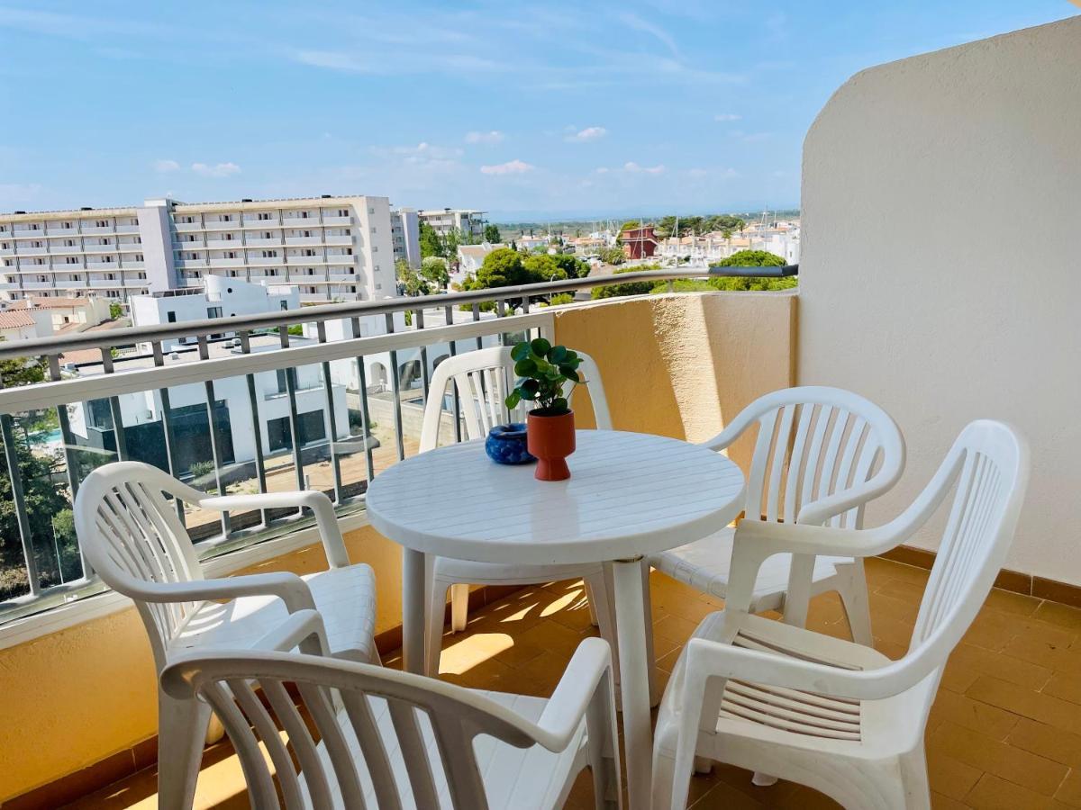 Port Thalassa 4/3 Apartment Roses Exterior photo